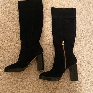 MICHAEL KORS REGINA BLACK SUEDE BOOT